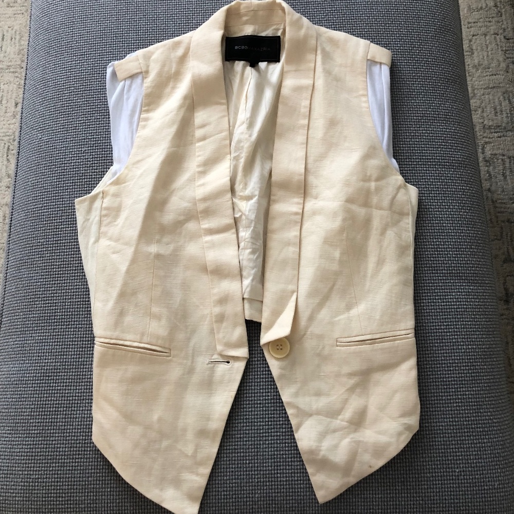 BCBG Cream Vest size XS